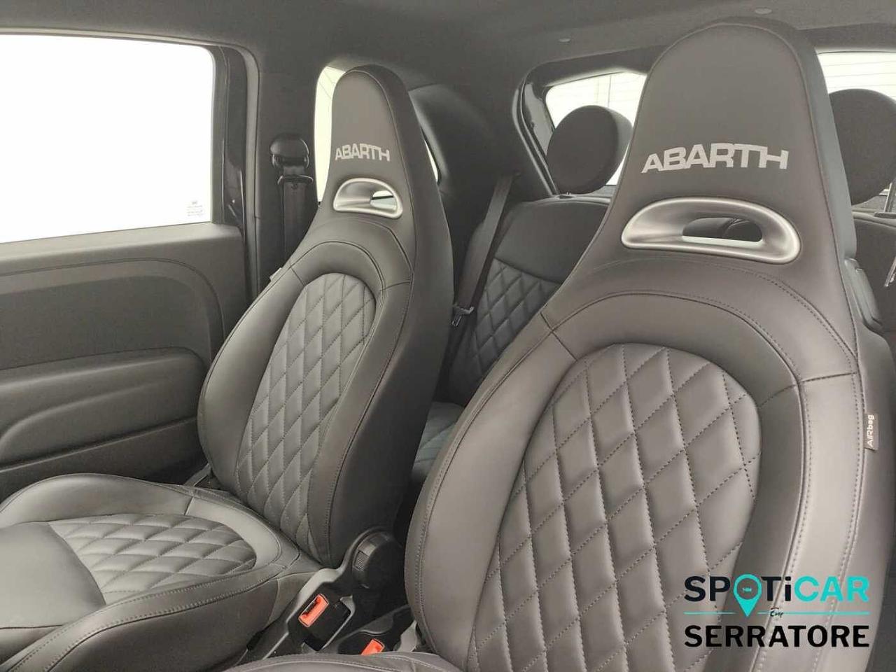 Abarth Abarth 695 usata, con 5 marce