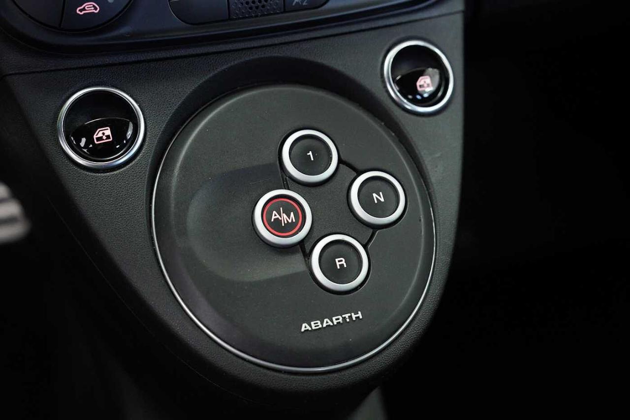 Abarth Abarth 695C usata, con fari fendinebbia