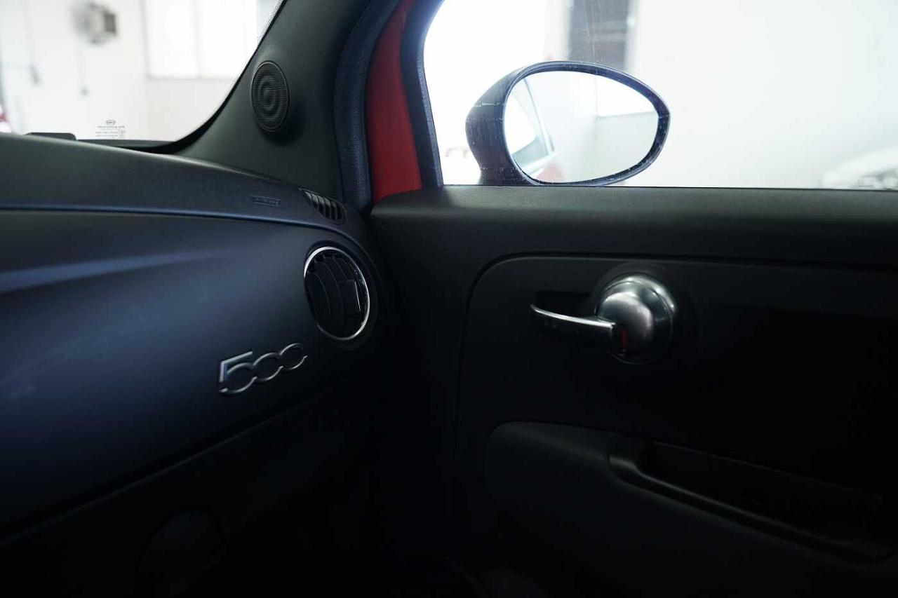 Abarth Abarth 695C usata, con interno black