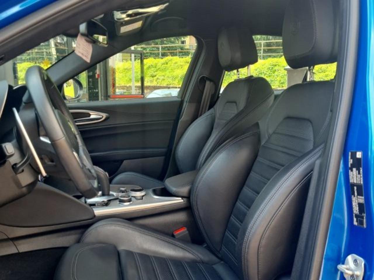 Alfa Romeo Alfa Romeo Giulia usata, con alzacristalli elettrici