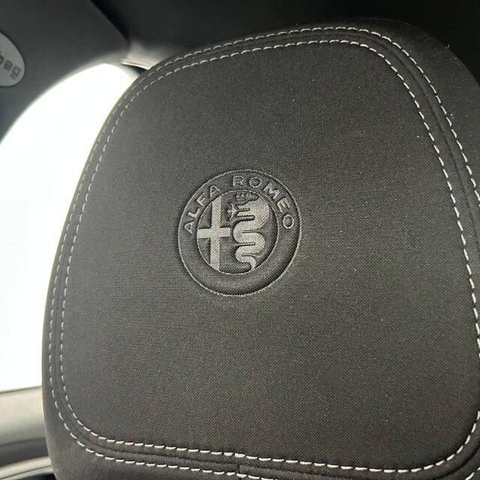 Alfa Romeo Alfa Romeo Giulia usata, con chiusura centralizzata