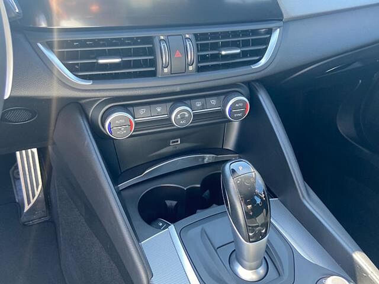 Alfa Romeo Alfa Romeo Giulia usata, con vetri elettrici