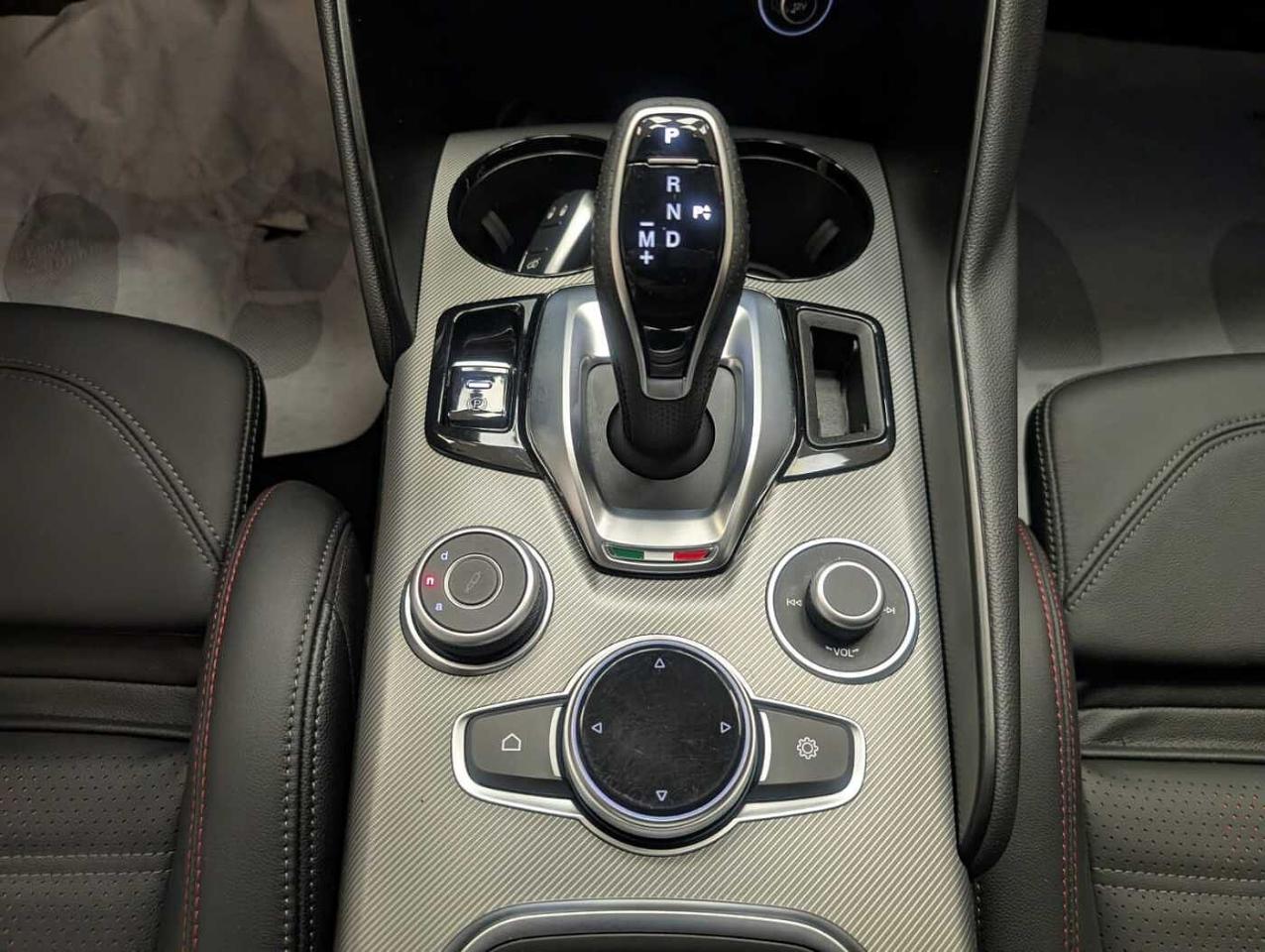 Alfa Romeo Alfa Romeo Giulia usata, con alfa connect 3d nav 8,8" multitouch