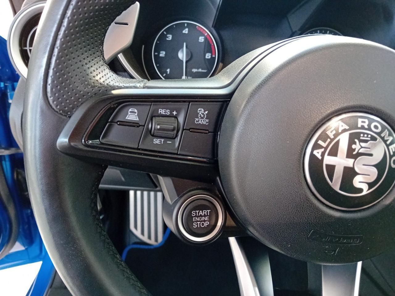 Alfa Romeo Alfa Romeo Giulia usata, con fari xenon