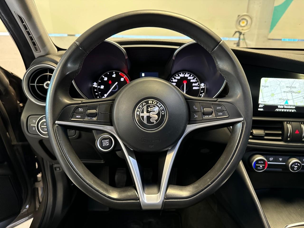 Alfa Romeo Alfa Romeo Giulia usata, con 8 altoparlanti