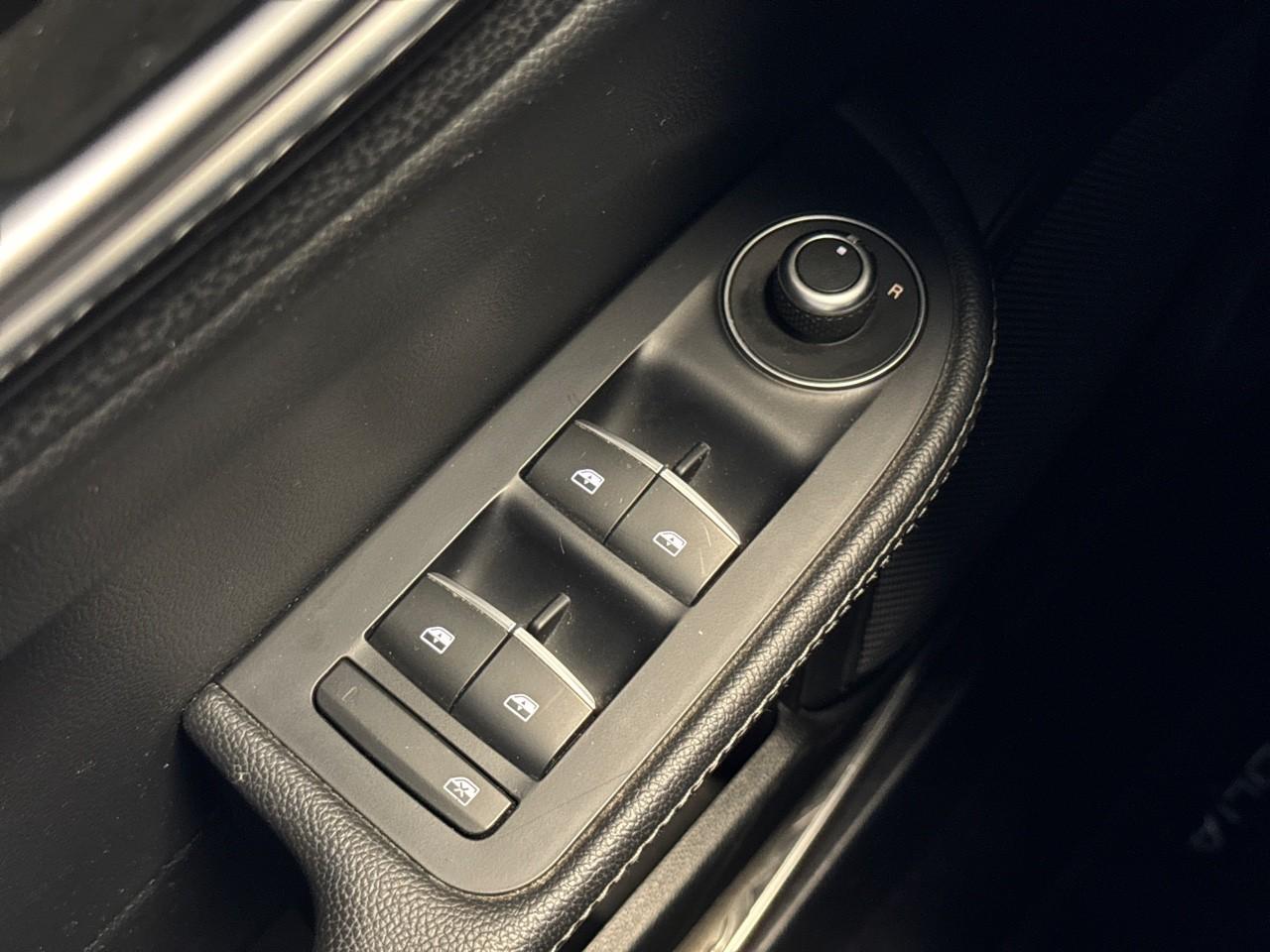 Alfa Romeo Alfa Romeo Giulia usata, con alzacristalli elettrici anteriori e posteriori , numero ad impulso 2