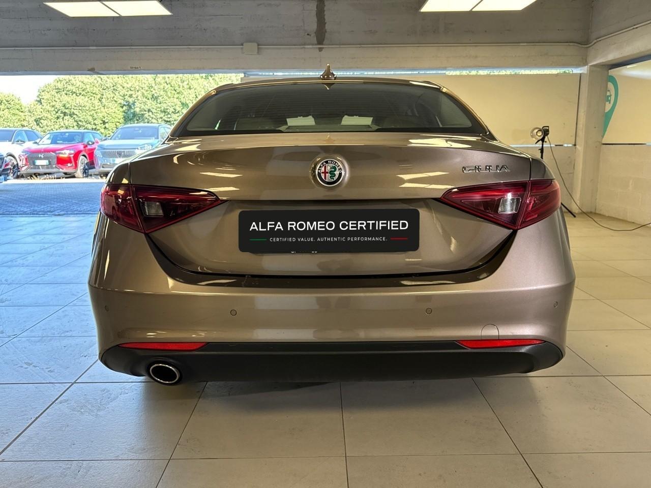 Alfa Romeo Alfa Romeo Giulia usata, con chiusura centralizzata a distanza , incl. cristalli elettrici e incl. blocco chiusura