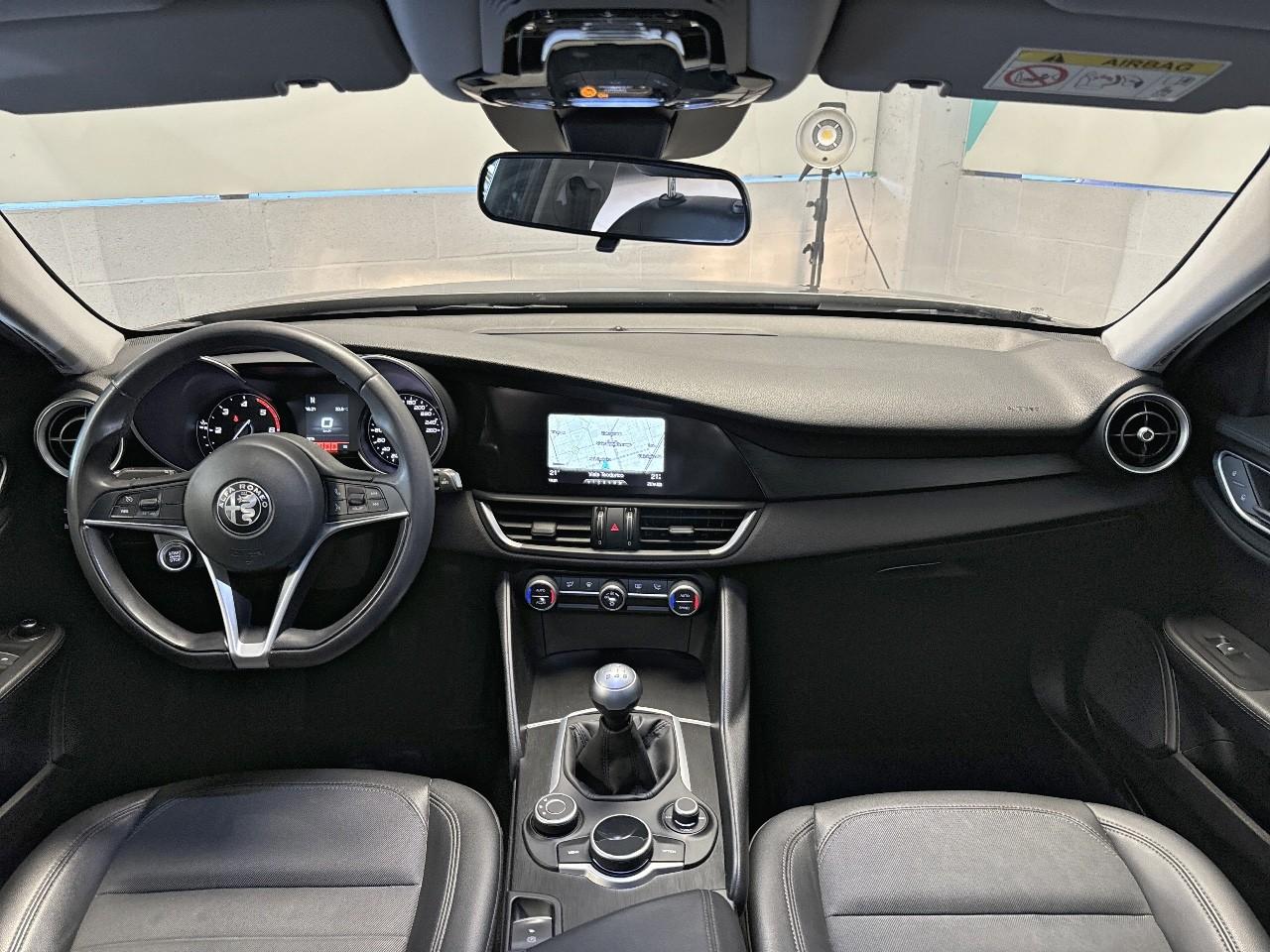 Alfa Romeo Alfa Romeo Giulia usata, con climatizzatore a controllo automatico