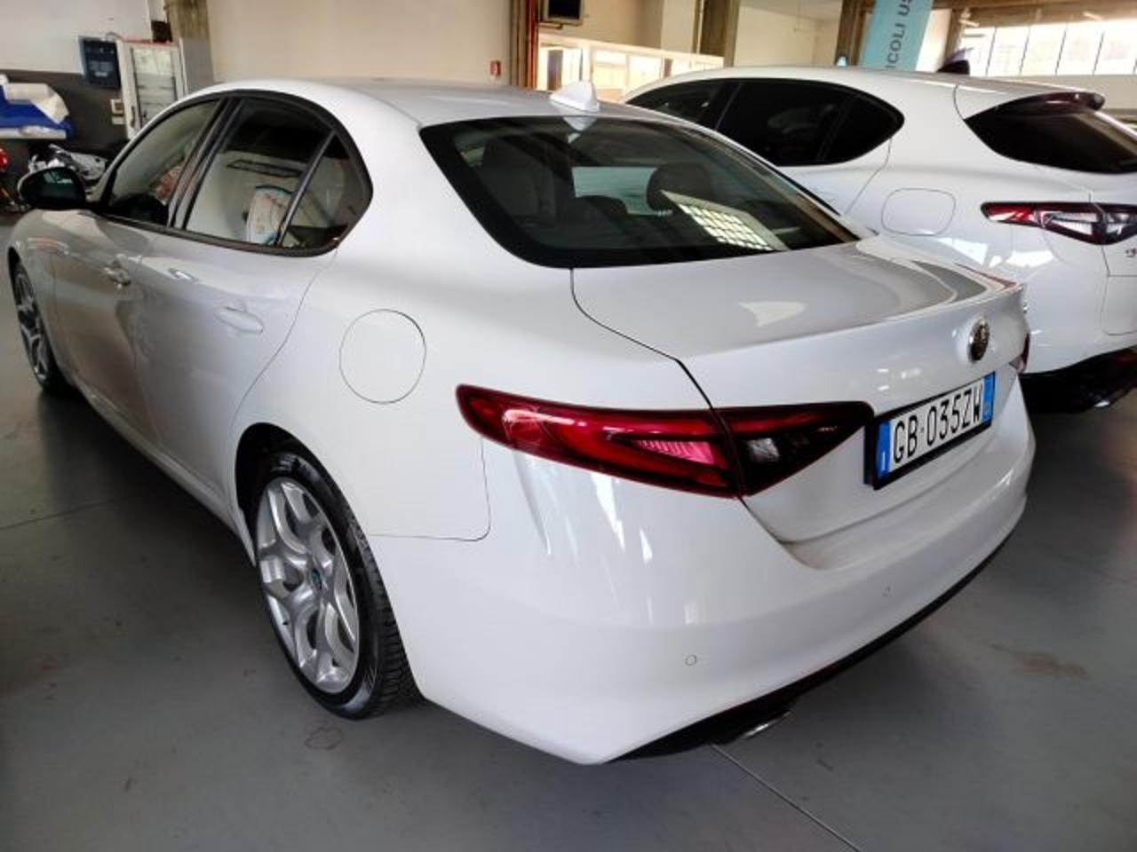 Alfa Romeo Alfa Romeo Giulia usata, con autoradio