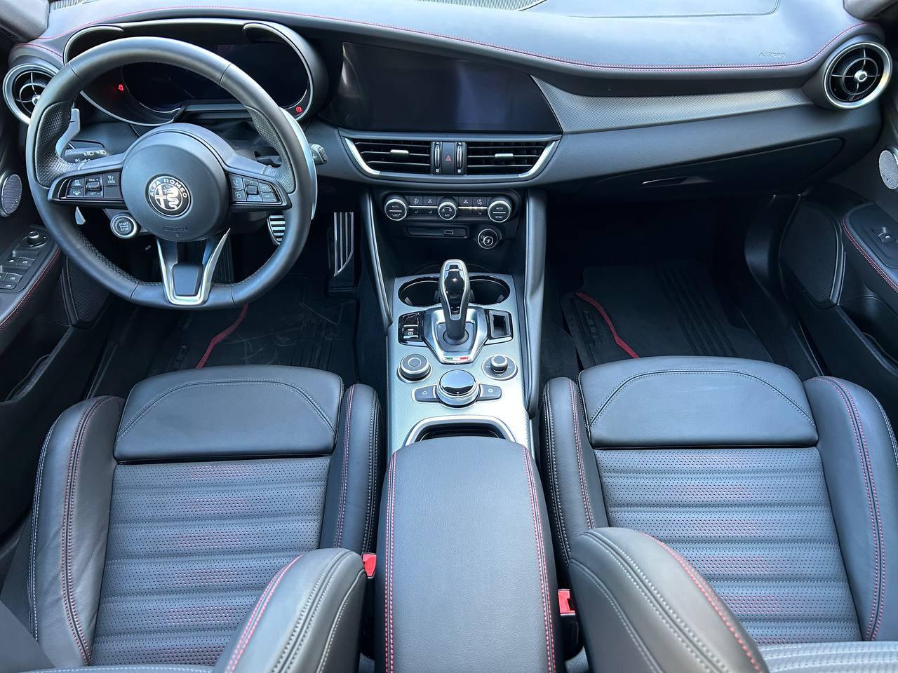 Alfa Romeo Alfa Romeo Giulia usata, con navigatore