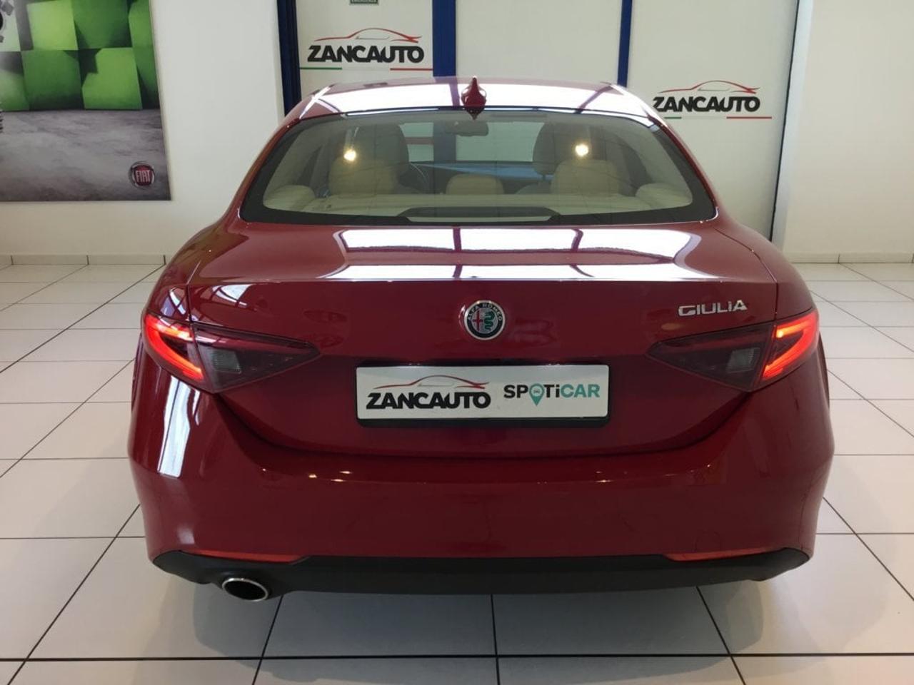 Alfa Romeo Alfa Romeo Giulia usata 12