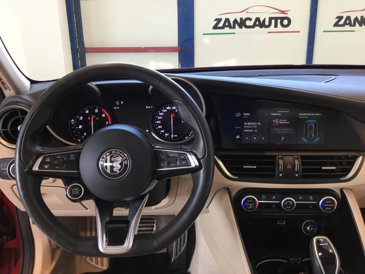 Alfa Romeo Alfa Romeo Giulia usata 14