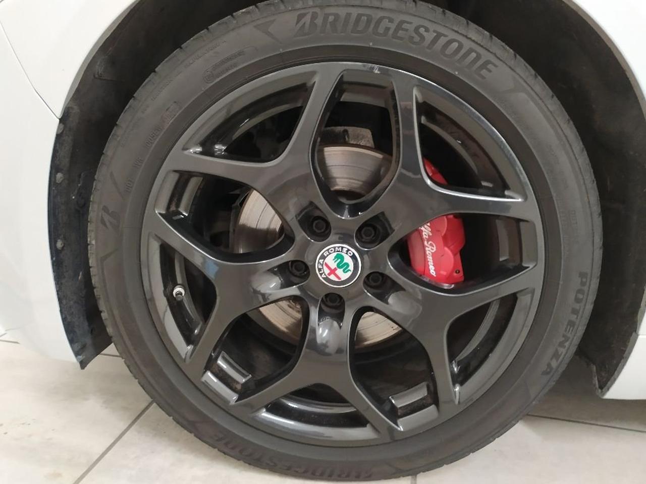 Alfa Romeo Alfa Romeo Giulia usata 9