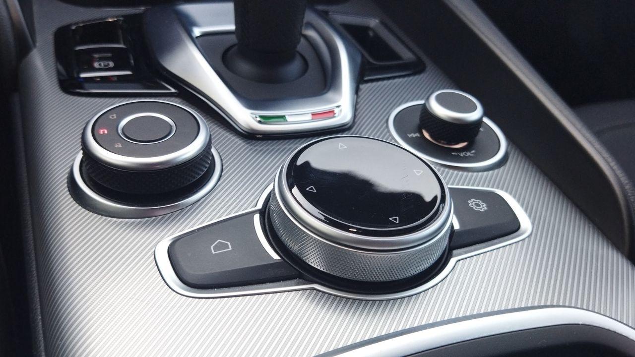 Alfa Romeo Alfa Romeo Giulia usata 8
