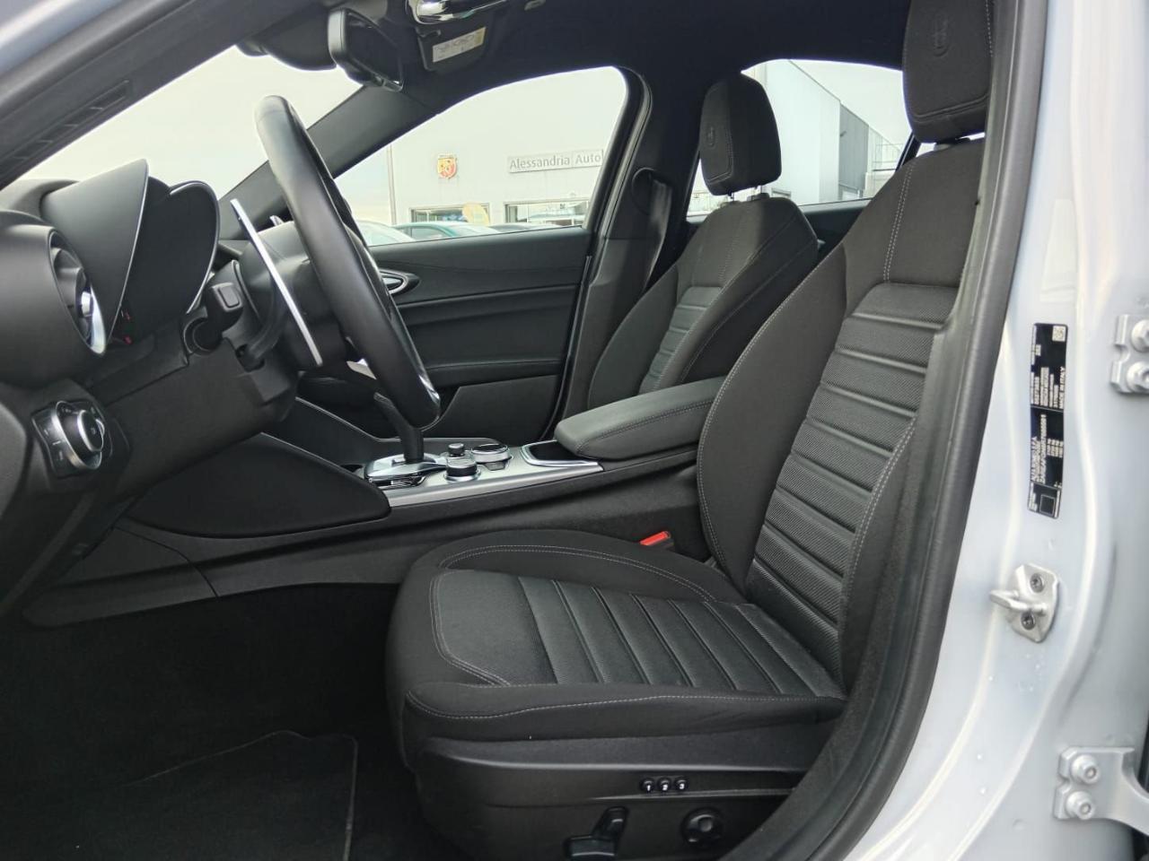 Alfa Romeo Alfa Romeo Giulia usata, con chiusura centralizzata