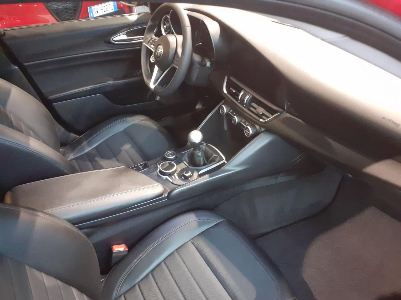 Alfa Romeo Alfa Romeo Giulia usata, con fendinebbia