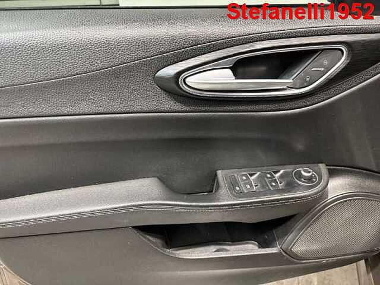Alfa Romeo Alfa Romeo Giulia usata, con fari fendinebbia