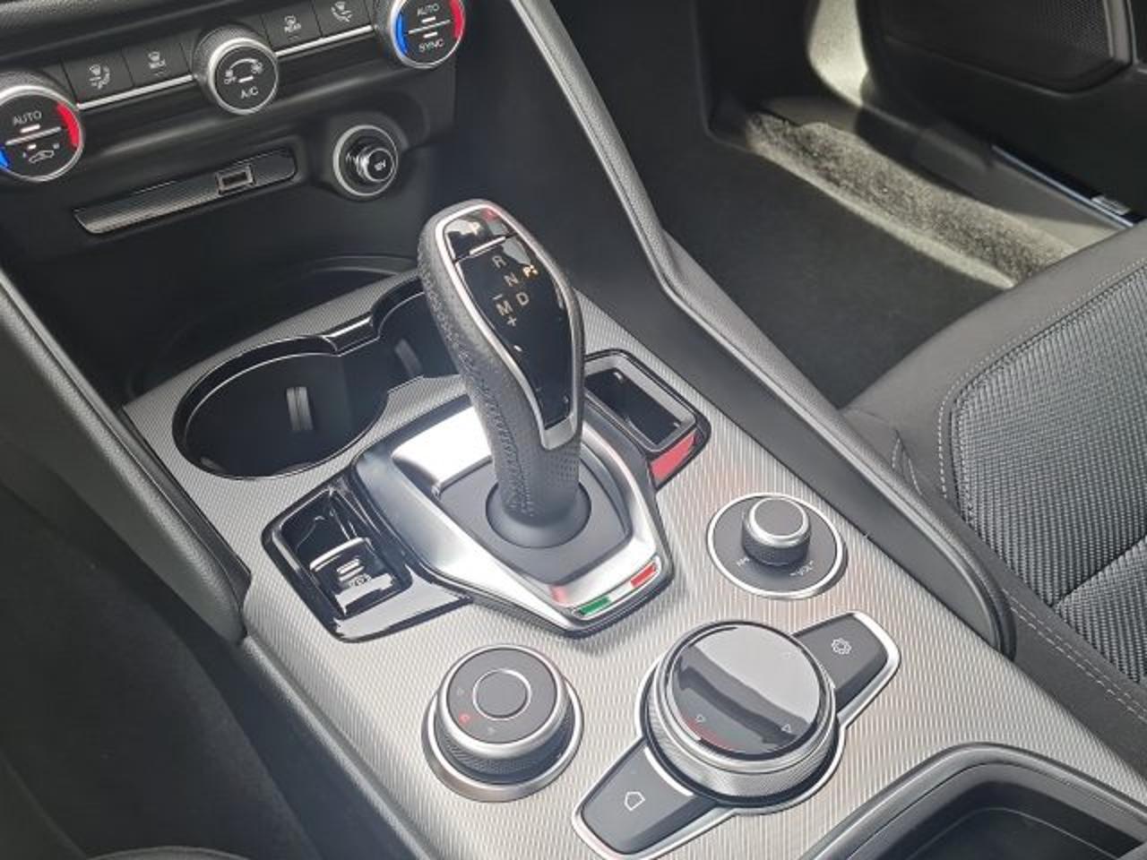 Alfa Romeo Alfa Romeo Giulia usata, con navigatore