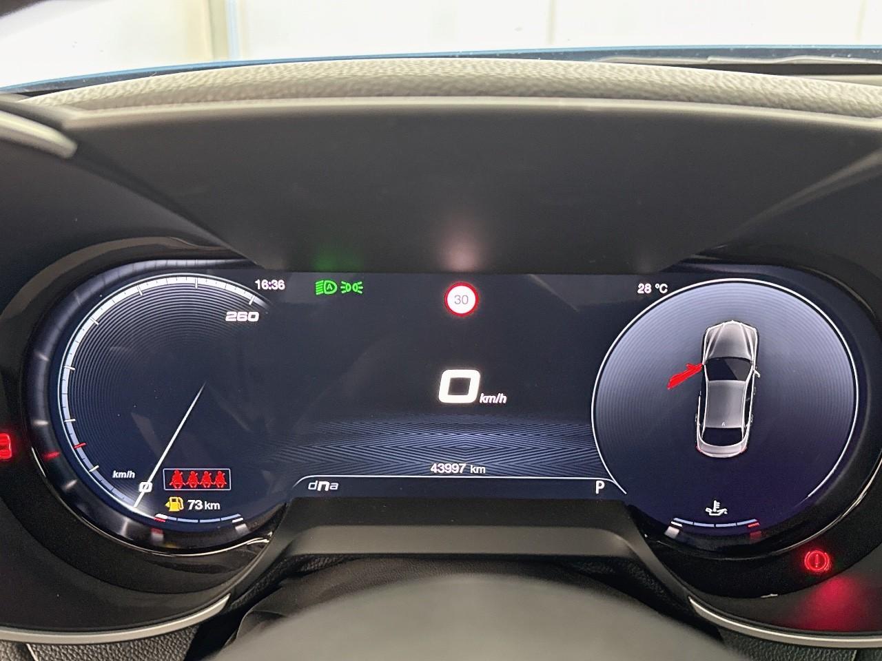 Alfa Romeo Alfa Romeo Giulia usata, con airbag anteriore conducente, airbag anteriore passeggero con interrutore di disattivazione