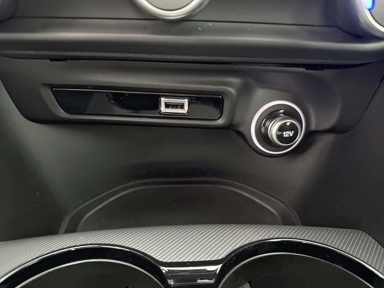 Alfa Romeo Alfa Romeo Giulia usata, con assistenza al parcheggio posteriore e con monitor