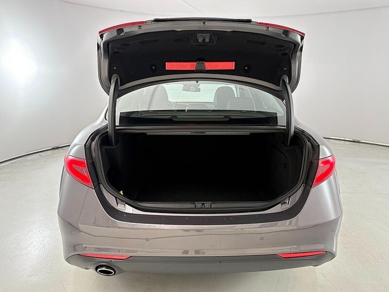 Alfa Romeo Alfa Romeo Giulia usata 8
