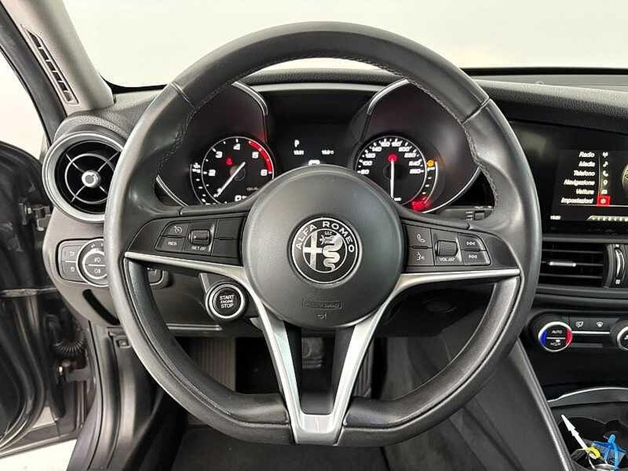 Alfa Romeo Alfa Romeo Giulia usata 16