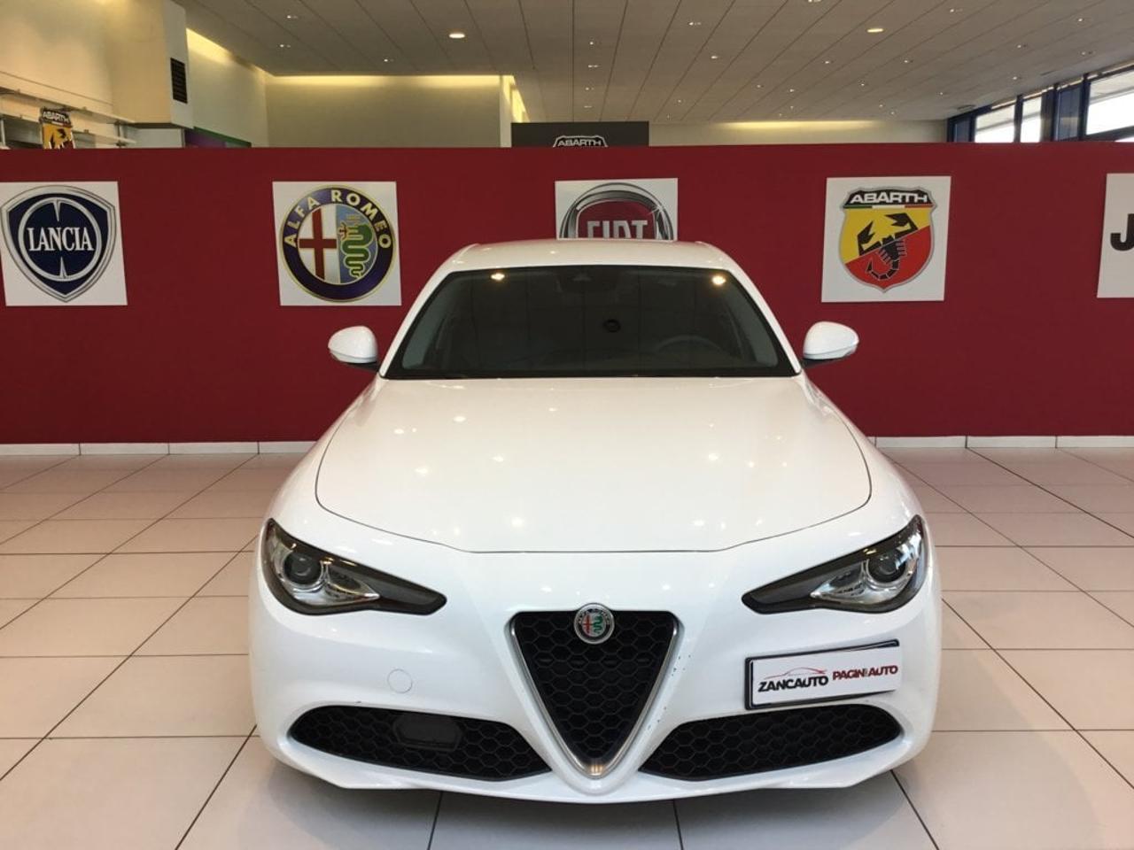 Alfa Romeo Alfa Romeo Giulia usata, con volante multifunzione