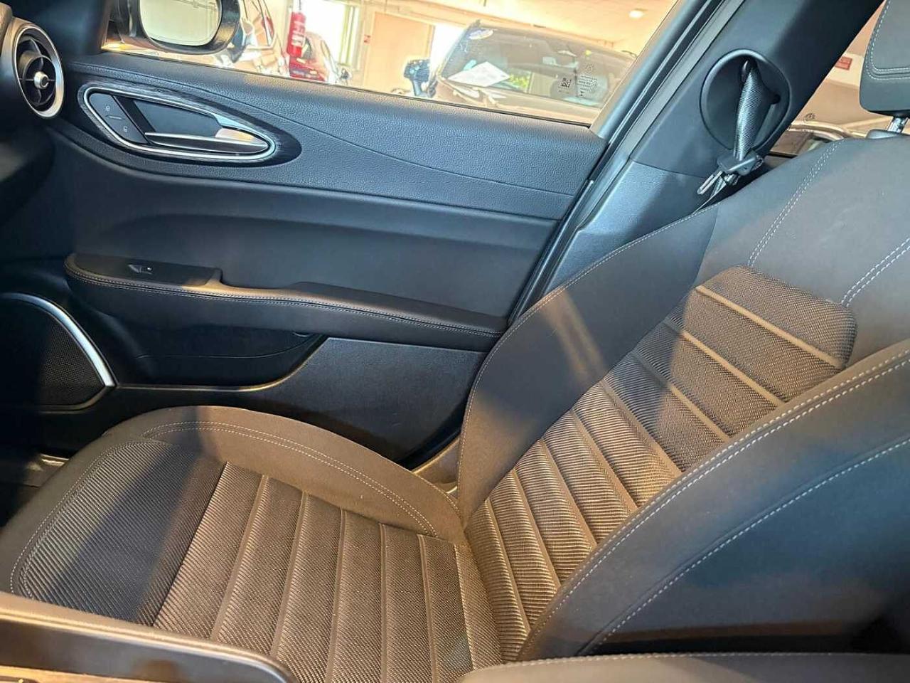 Alfa Romeo Alfa Romeo Giulia usata, con aeb autonomus emergency brake con riconoscimento pedone