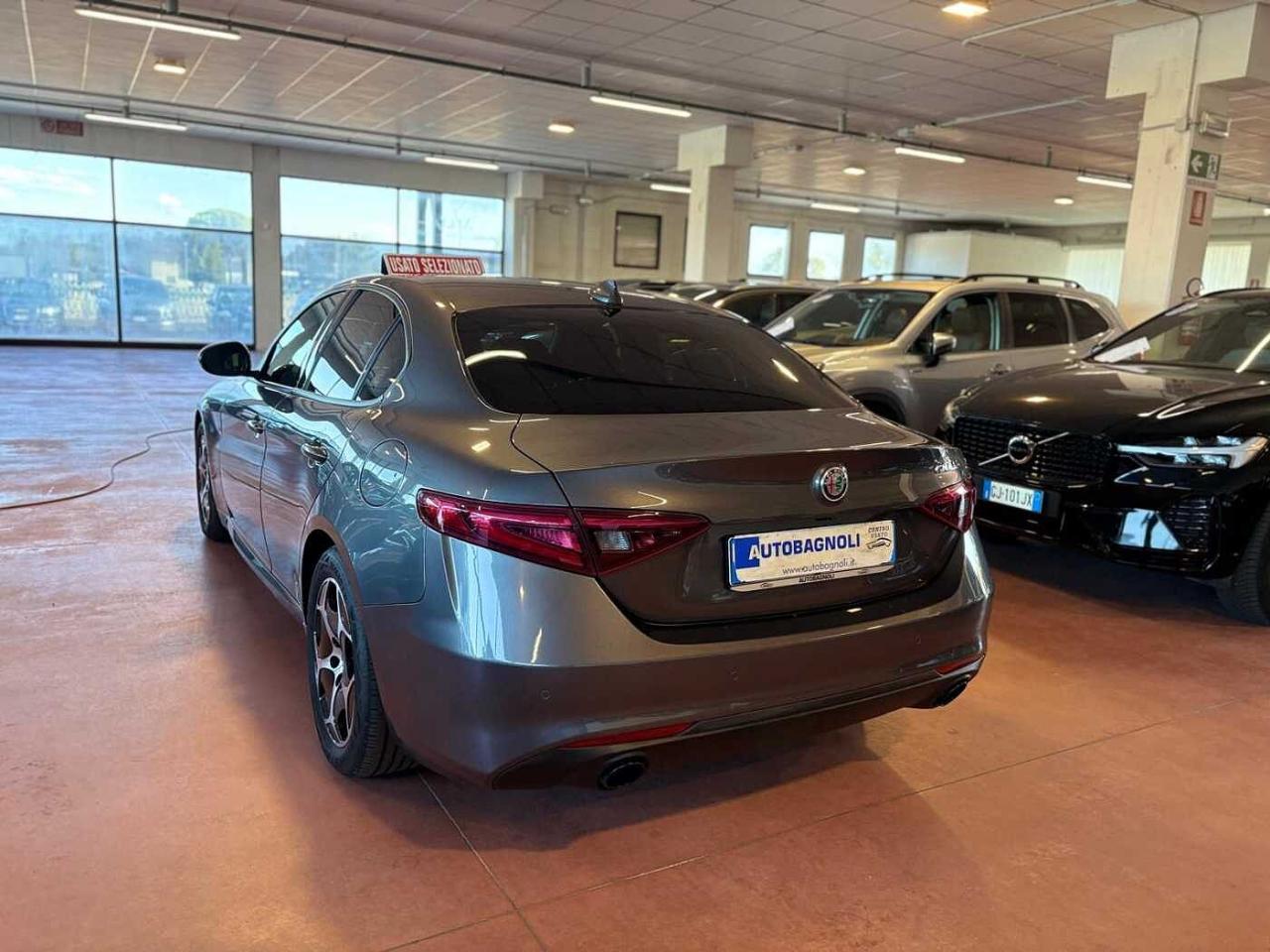 Alfa Romeo Alfa Romeo Giulia usata, con batticalcagno in alluminio