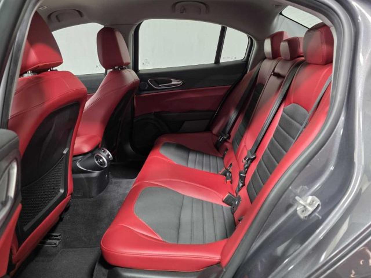 Alfa Romeo Alfa Romeo Giulia usata, con autoradio