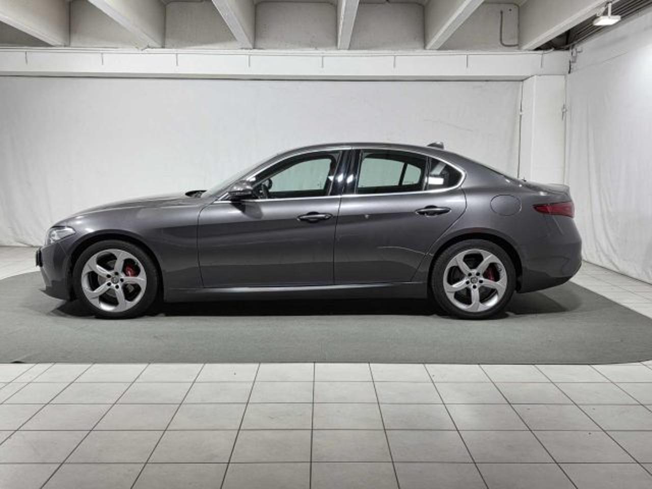 Alfa Romeo Alfa Romeo Giulia usata 11