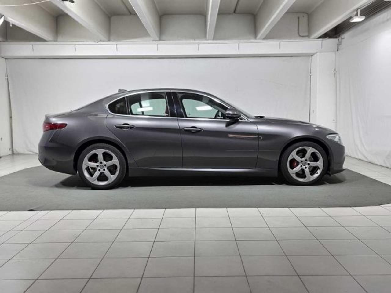 Alfa Romeo Alfa Romeo Giulia usata 26