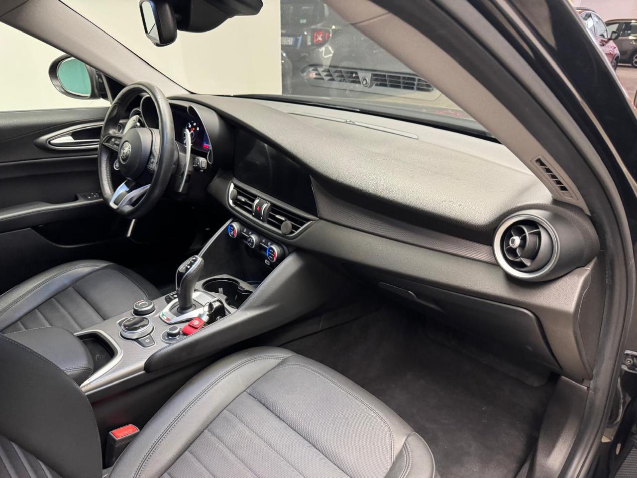 Alfa Romeo Alfa Romeo Giulia usata 5