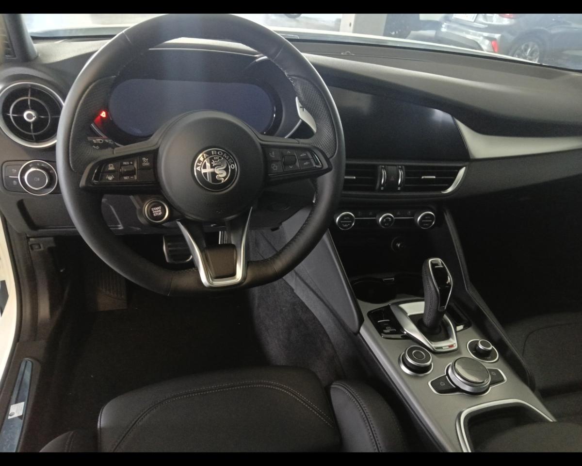 Alfa Romeo Alfa Romeo Giulia usata 8
