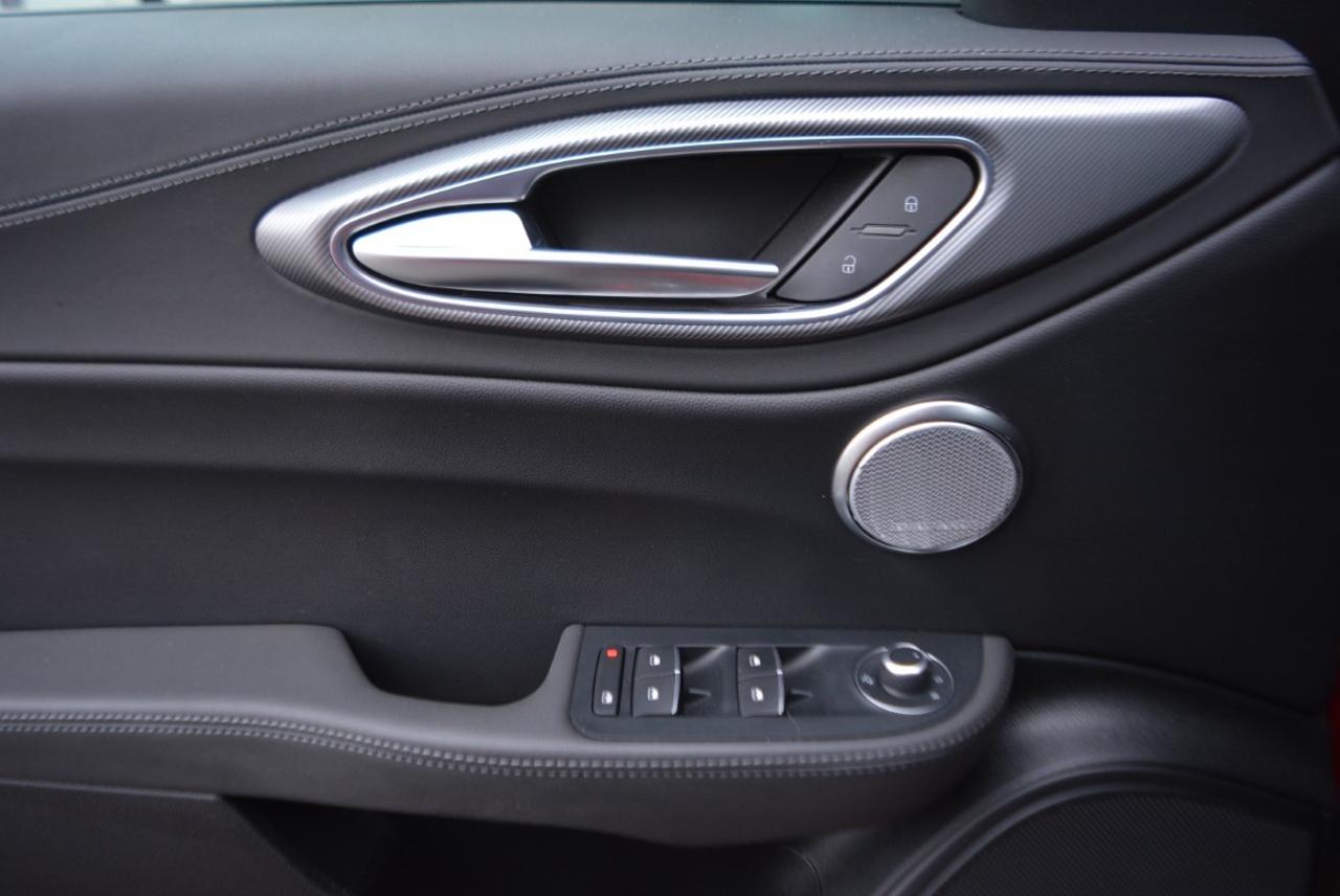 Alfa Romeo Alfa Romeo Giulia usata 4