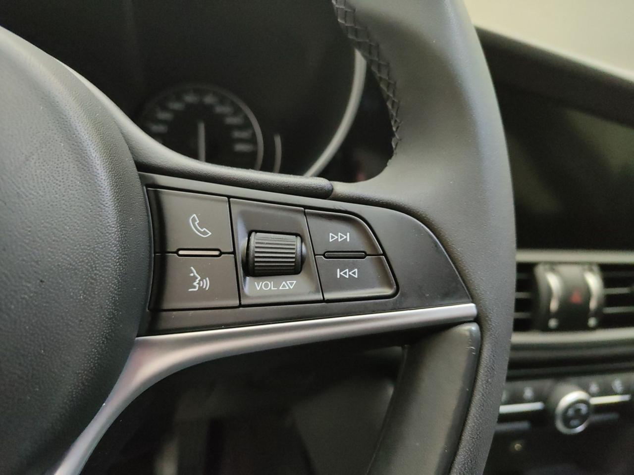 Alfa Romeo Alfa Romeo Giulia usata 6