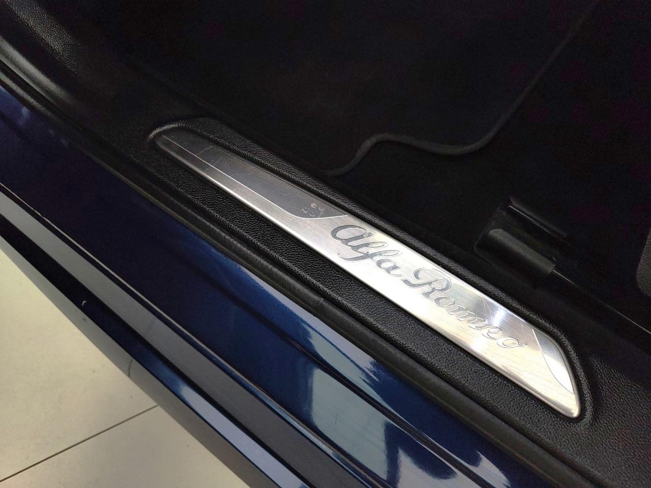 Alfa Romeo Alfa Romeo Giulia usata 19