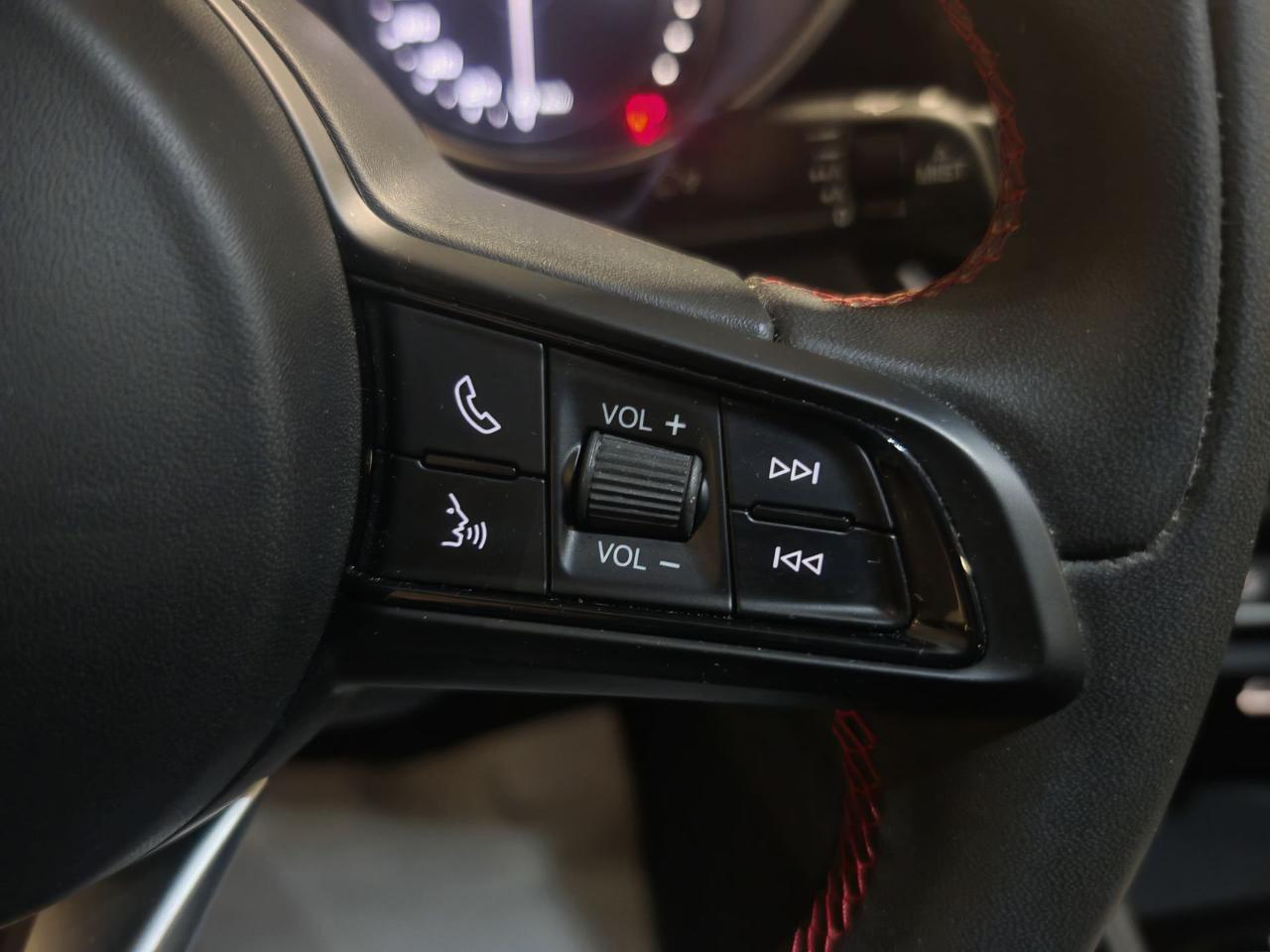 Alfa Romeo Alfa Romeo Giulia usata 4