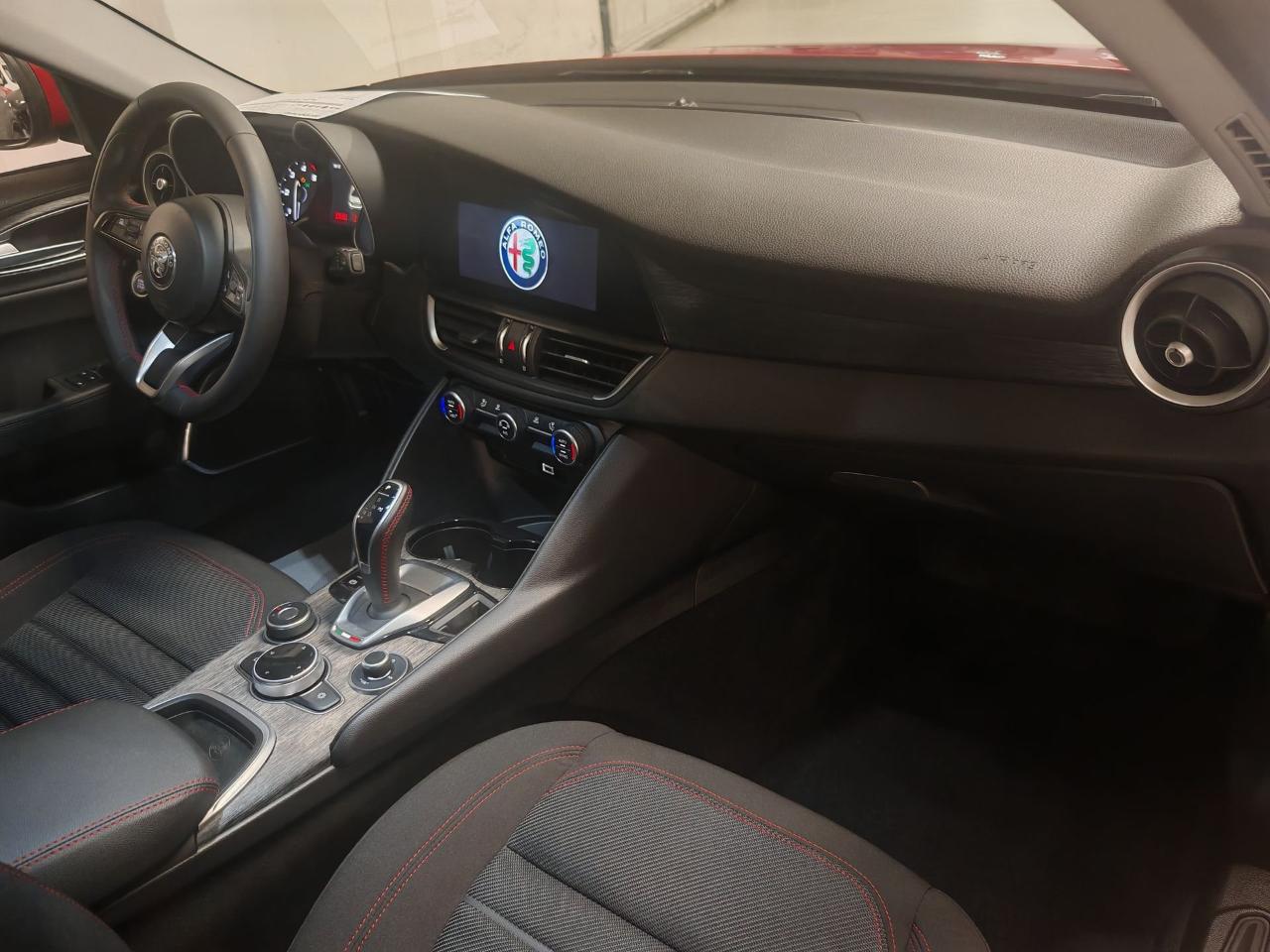 Alfa Romeo Alfa Romeo Giulia usata 16