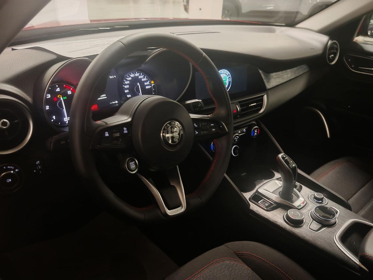 Alfa Romeo Alfa Romeo Giulia usata 17