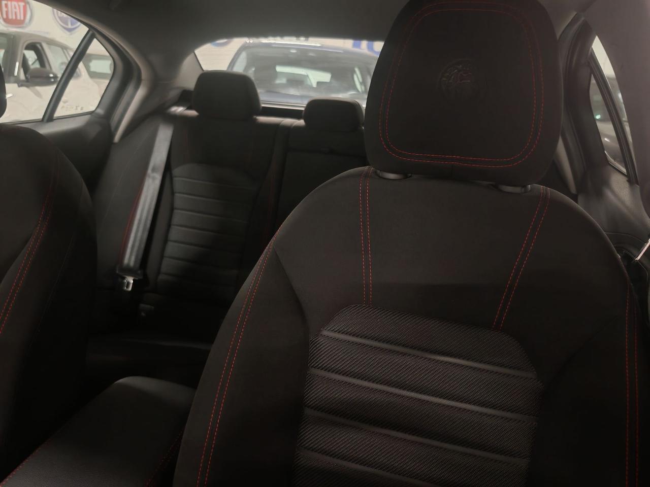 Alfa Romeo Alfa Romeo Giulia usata 18