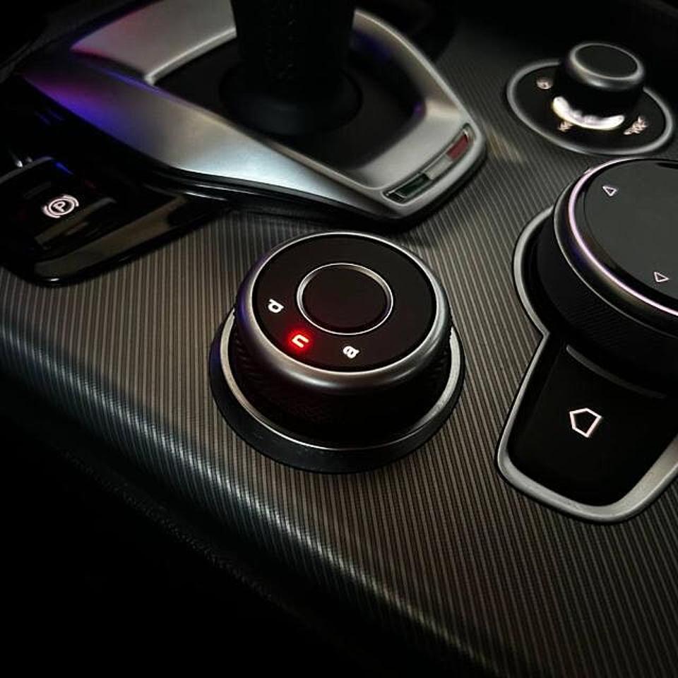 Alfa Romeo Alfa Romeo Giulia usata 21