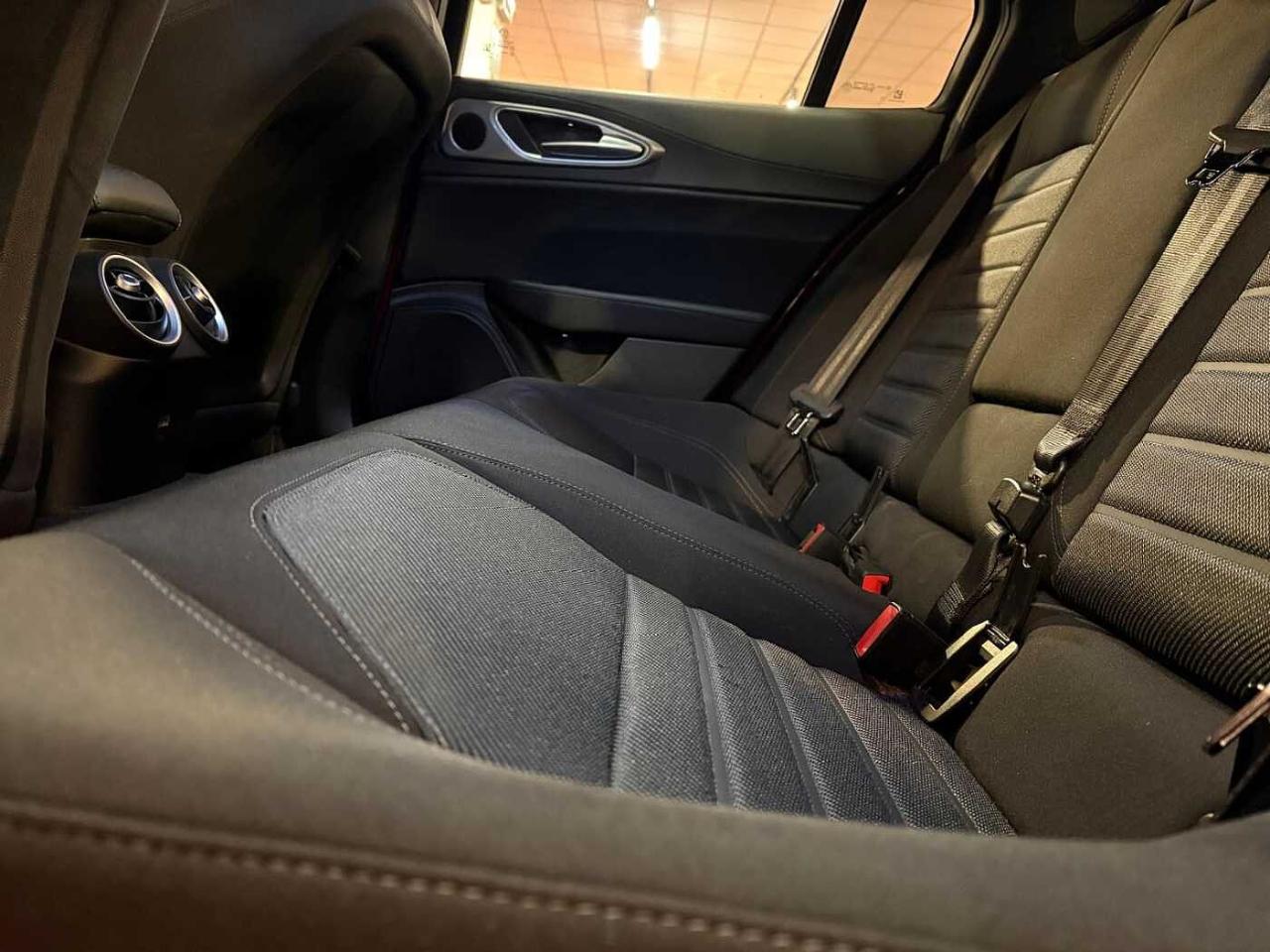 Alfa Romeo Alfa Romeo Giulia usata 8