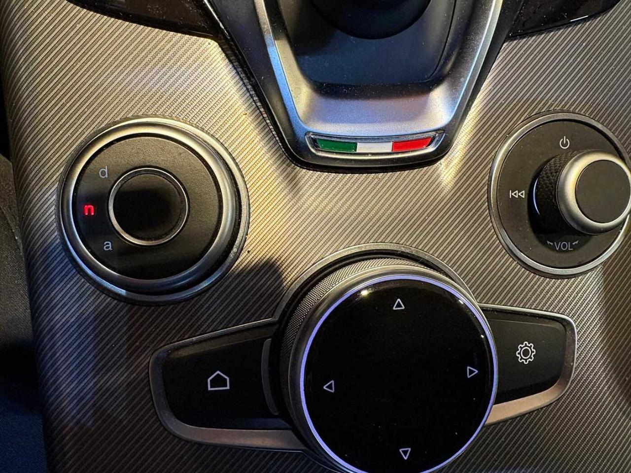 Alfa Romeo Alfa Romeo Giulia usata 18