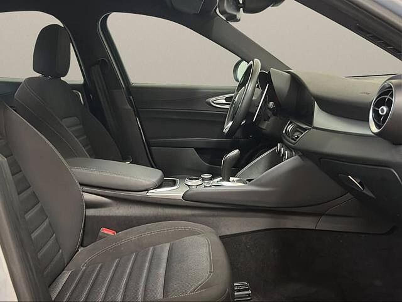 Alfa Romeo Alfa Romeo Giulia usata 3