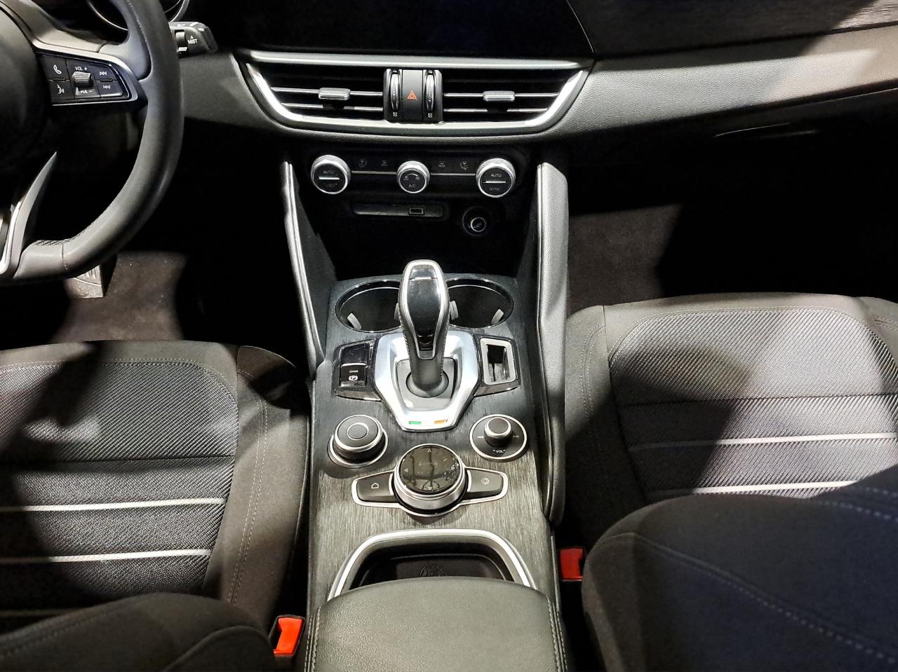 Alfa Romeo Alfa Romeo Giulia usata 4