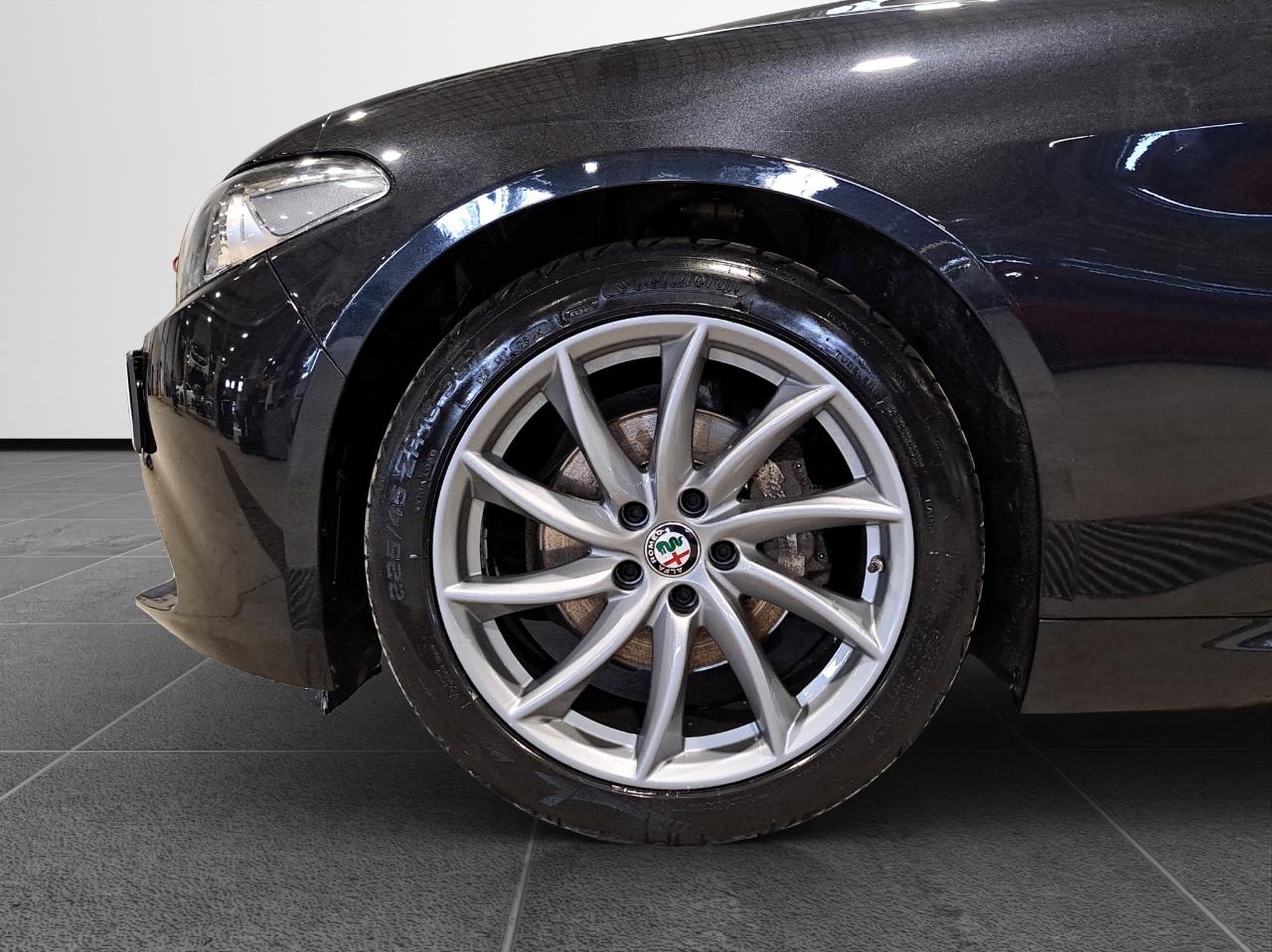 Alfa Romeo Alfa Romeo Giulia usata 10