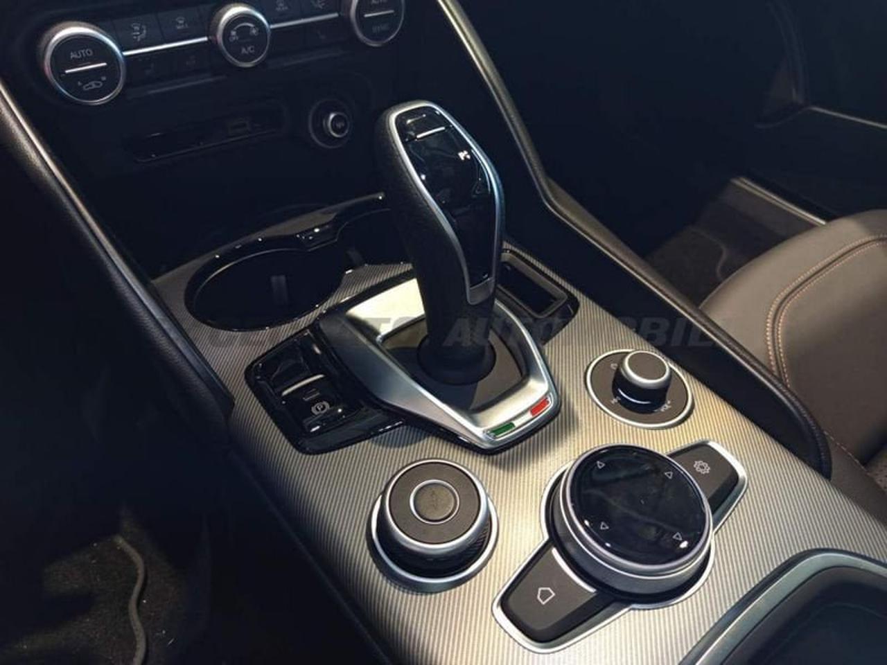 Alfa Romeo Alfa Romeo Giulia usata 4