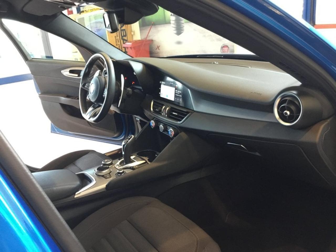 Alfa Romeo Alfa Romeo Giulia usata 4