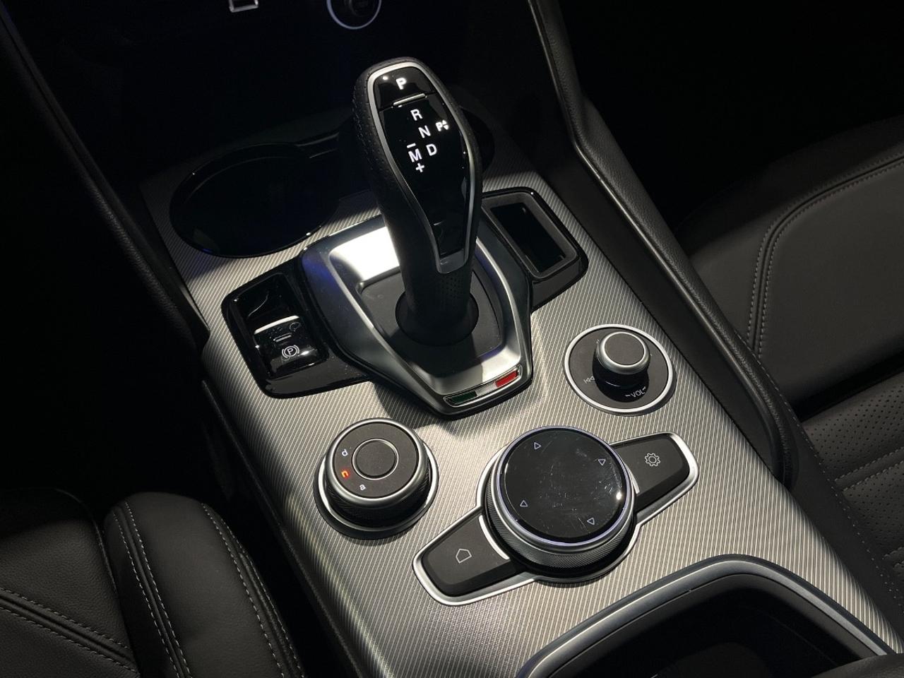 Alfa Romeo Alfa Romeo Giulia usata 4